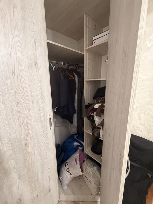 Срочно продам шкаФ