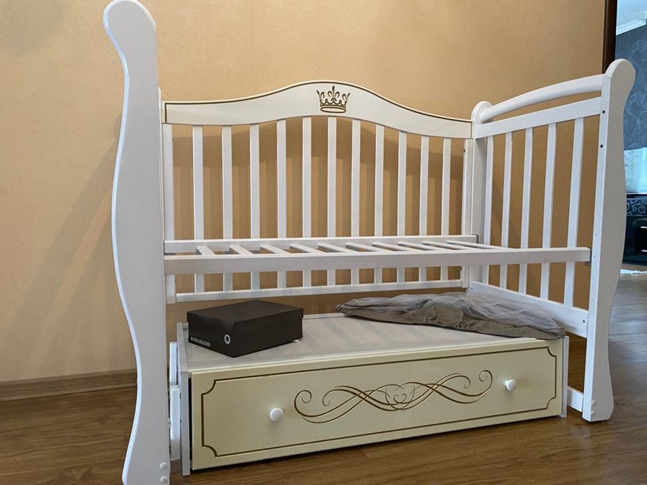 Манеж Julia срочно продам