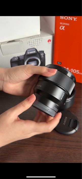 Sony 85 mm f/1.8 СРОЧНО