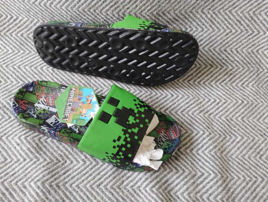 Next Minecraft чехли номер 38