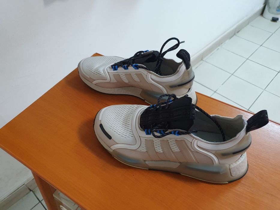 Vind Adidași 42,5