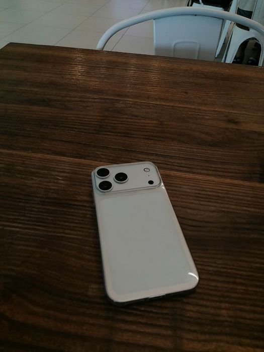 Iphone XR 17 pro