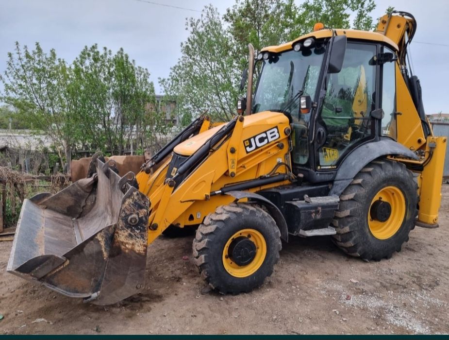 Ямобур, гидромолот, экскаватор-погрузчик