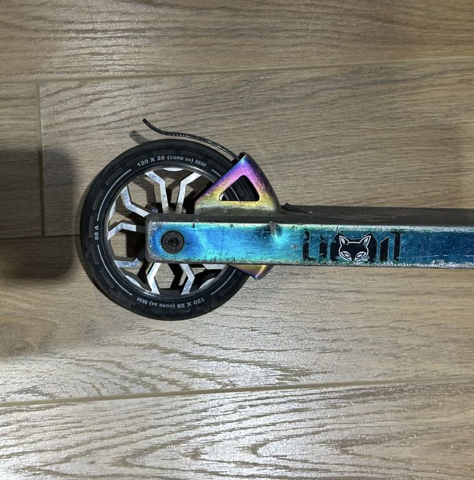 Трюковой самокат Limit