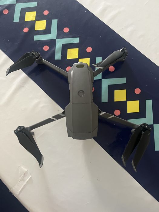 Продам дрон mavic 2