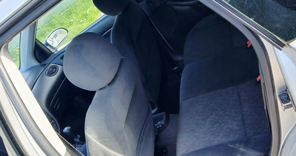 Ford Focus 1.6 Benzina și GPL
