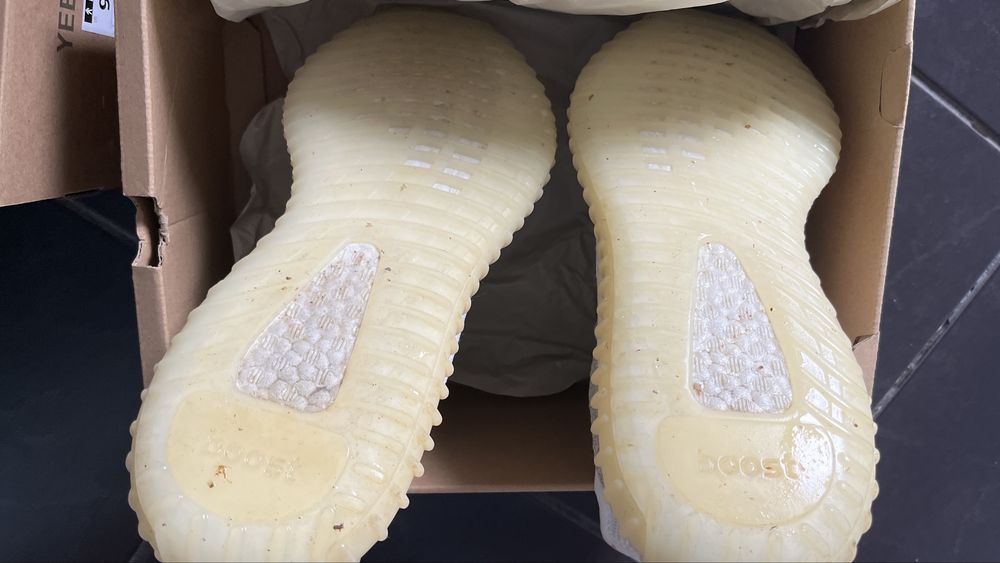 Yeezy Boost V2 Cream