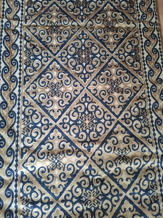 Красивые корпешки и две подушки