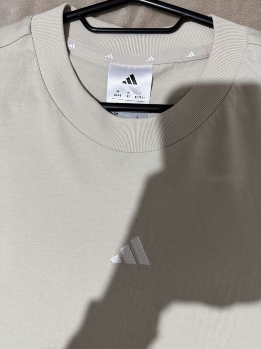 Тениска adidas Xs