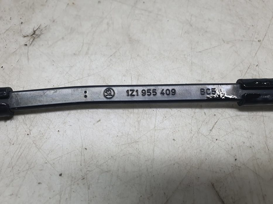 Brat stergator parbriz 1z1955409 Skoda Octavia 2 (facelift) (2008 - 2013)