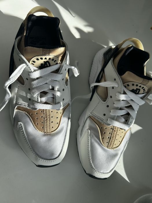 Продам кроссовки