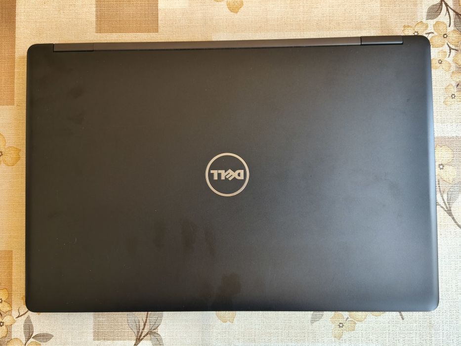 Лаптоп в добро състояние Dell Precision 3520