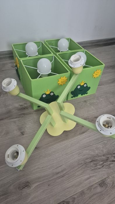 Lustră cameră copii