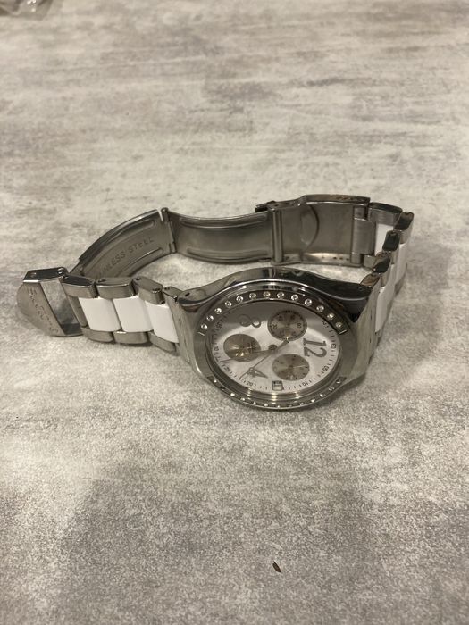 Часы наручные swatch