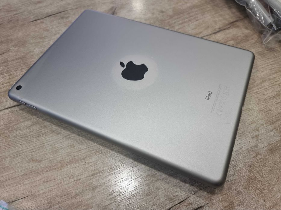 iPad 9.7 5th Gen