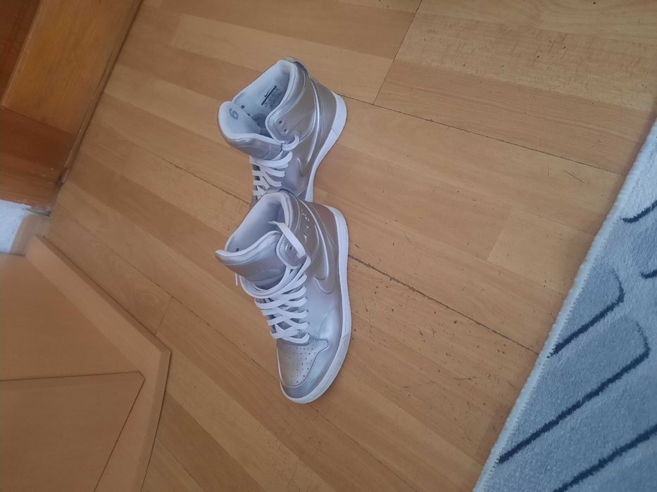 Nike Air Jordan 1 Anodized Silver
