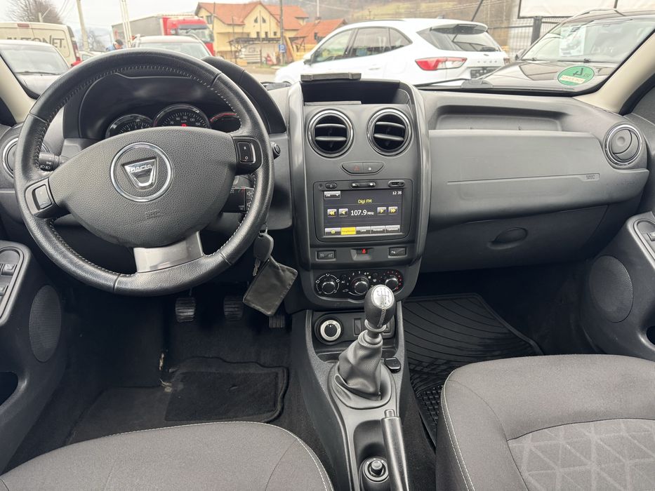 Dacia Duster 4x4 an fabricatie 2014