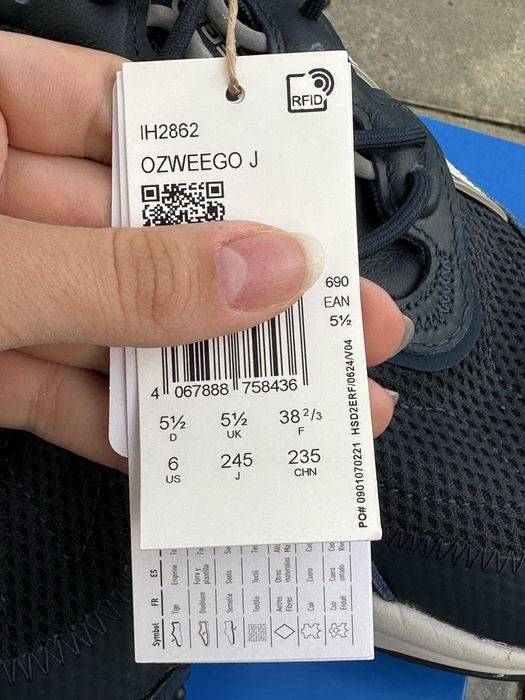 Adidas Ozweego J