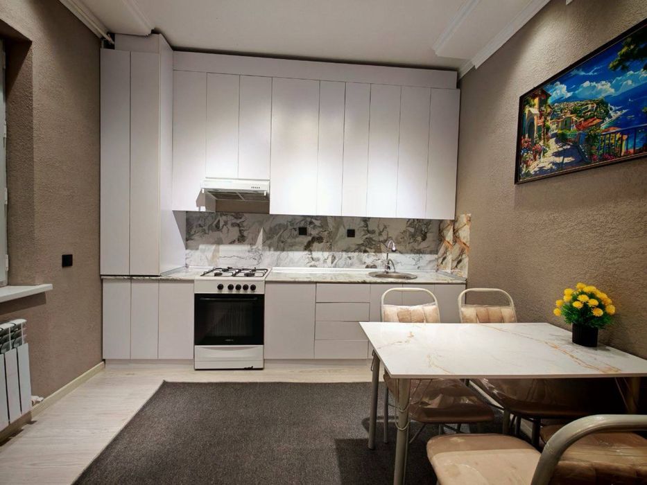 Сергили 10-ҳудуд да 3 хонали евро квартира сотилади