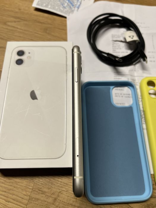 iPhone 11   64GB