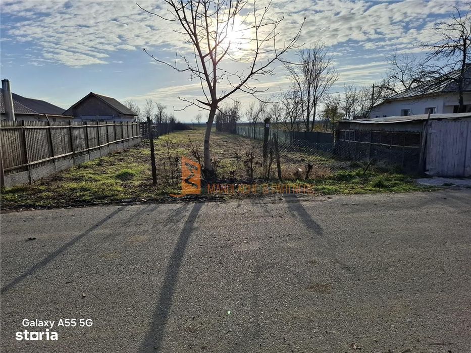 Teren intravilan zona Potarnichesti - Satul Nou