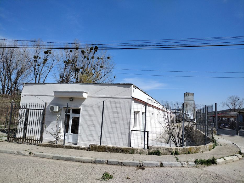 HALA de inchiriat, 1000 mp, Tomesti, la strada principala