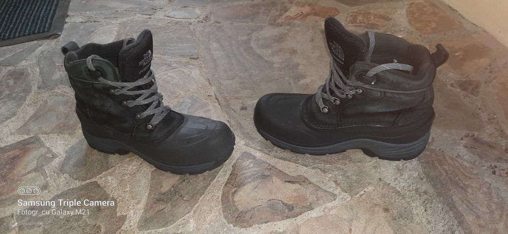 Bocanci/ghete North Face Heatseeker in stare buna nr 38