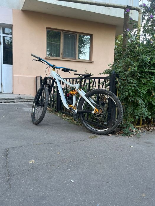 Giant full suspension