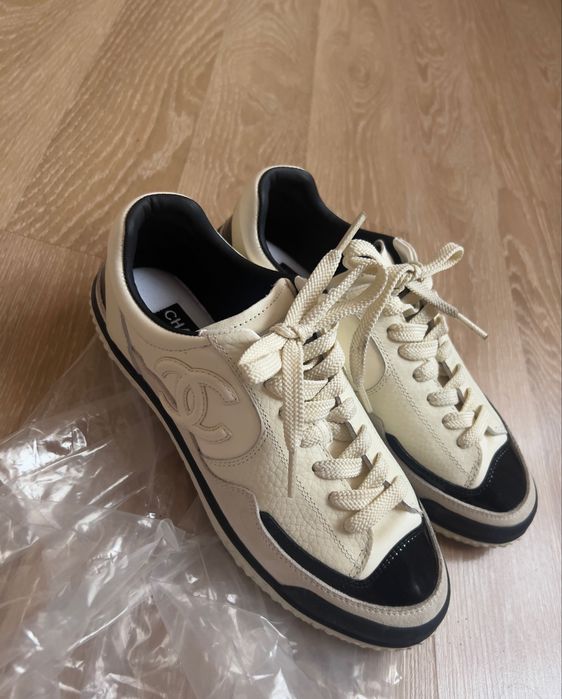 Продам обувь в оригинале