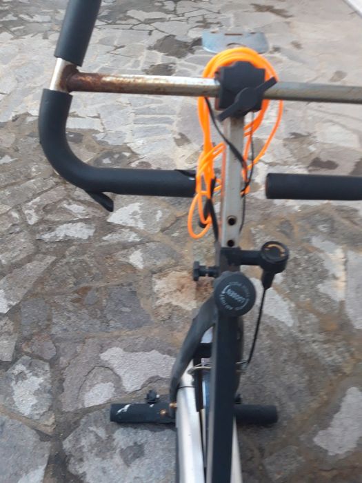 Спортни уредистепер и колело