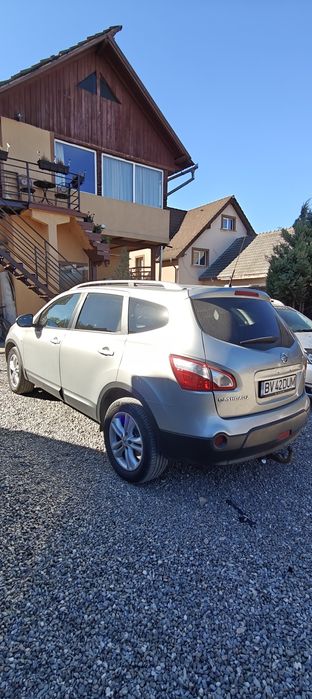 Nissan Qashqai +2