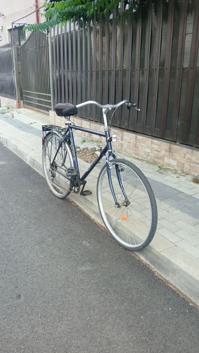 Vând sau dezmebrez biciclete