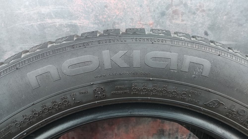 1брой зимна гума 215/55/16 Nokian WRd4
dot22
7mm
Добро състояние на гу