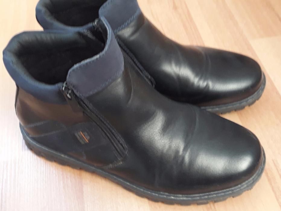 Сапоги демисезонные.