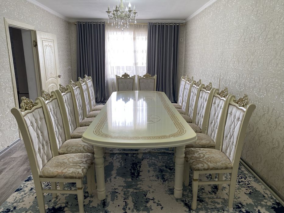 Столы и стулья белый