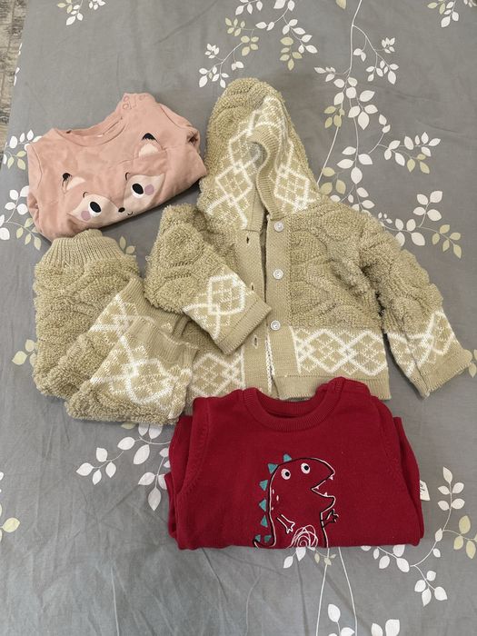 Отдам детские вещи на 4-5 месяцев