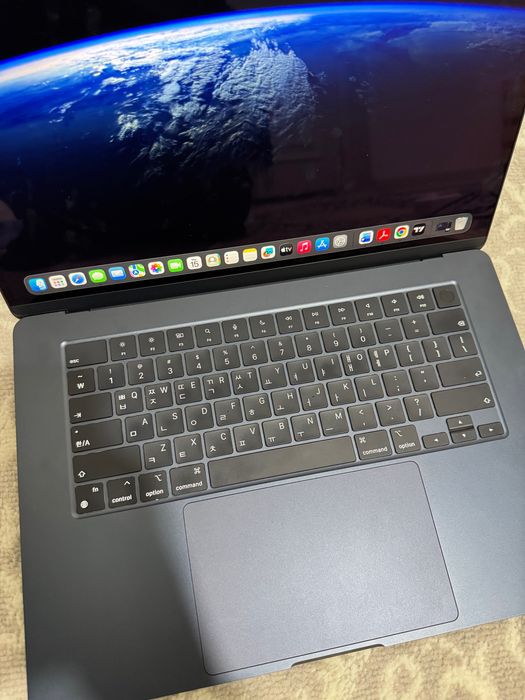 MacBook Air. 15inch. M3chip 2024