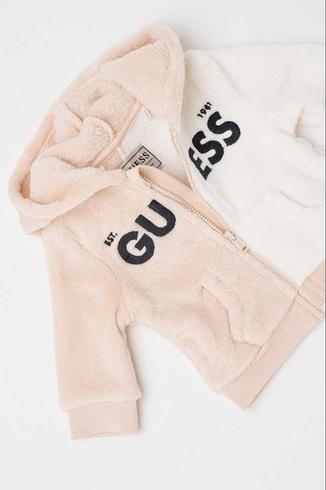 Комплект от 2 части Guess 3-6м