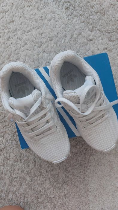 Adidasi albi unisex Adidas masura 29