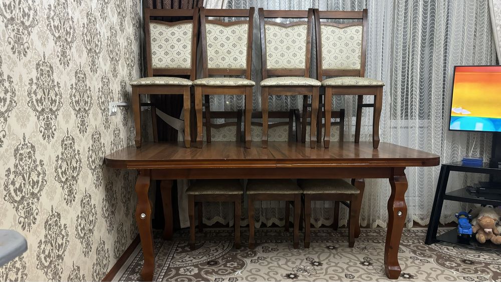 2,5 метр стол,12 стулья