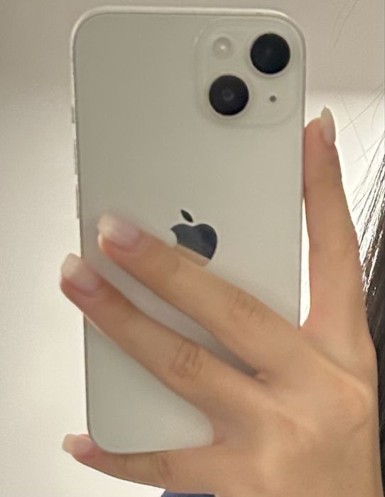 iPhone 14, б/у, с классным чехлом