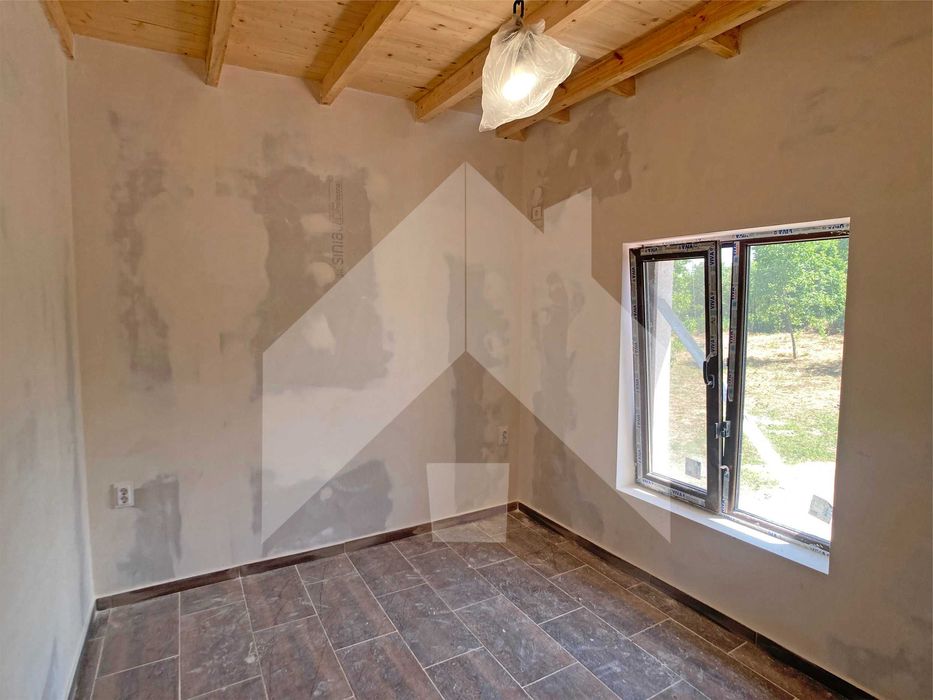 Продава се Къща в Нови пазар - 110 кв.м за 755 €/кв.м - Снимка #15