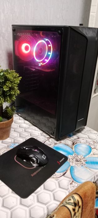 O‘yin komp
Kompyuter