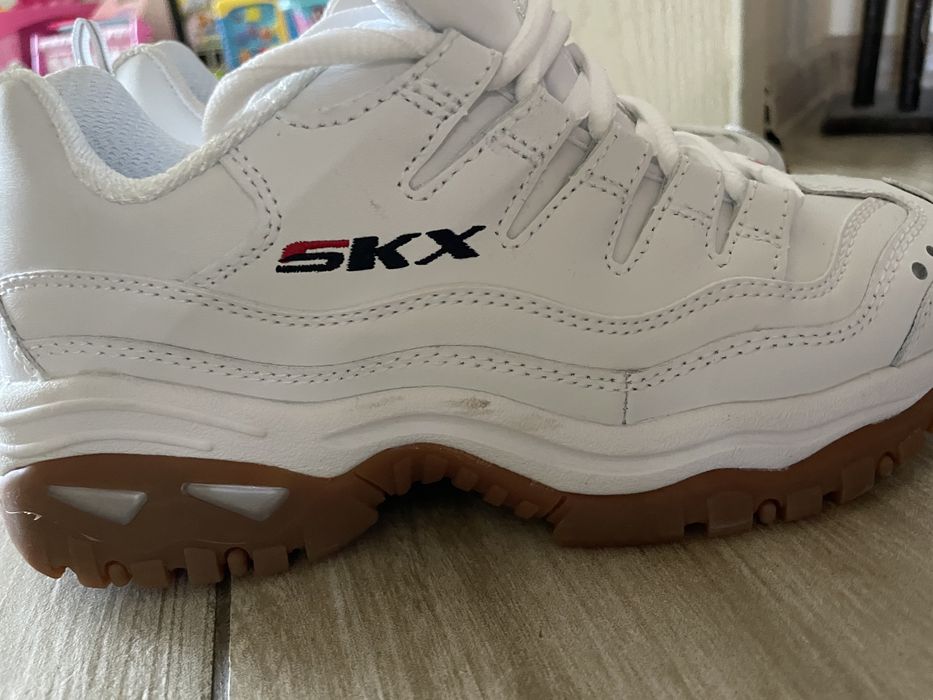 Дамски маратонки SKECHERS