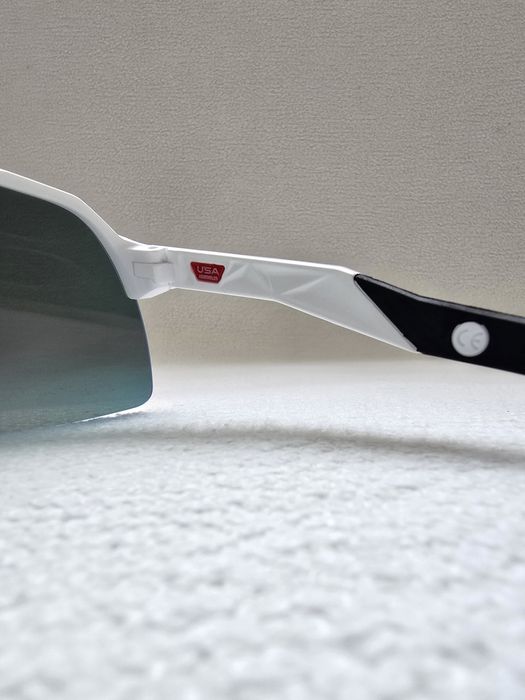 Слънчеви очила Oakley Sutro – Matte White / Prizm Road