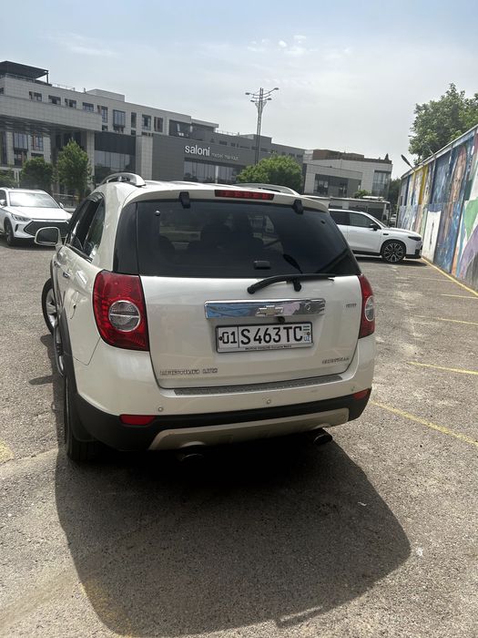 Chevrolet Captiva LTZ 2011 – 3.2л V6 – Пробег 88,000 км – Иностранец