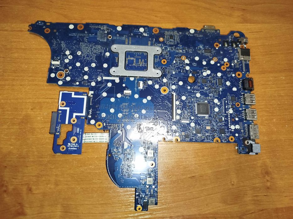 Компютърни части и части за лаптоп