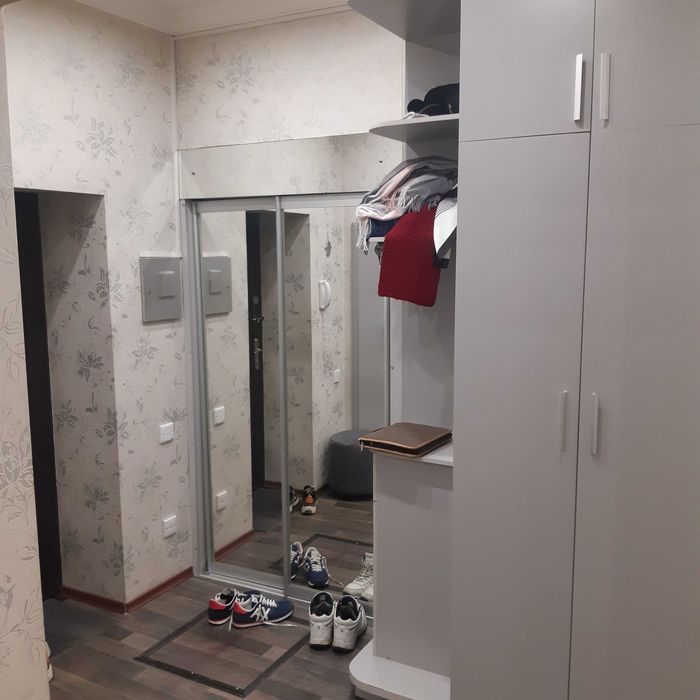 Продам 2 комн. квартиру в самом центре Караганды