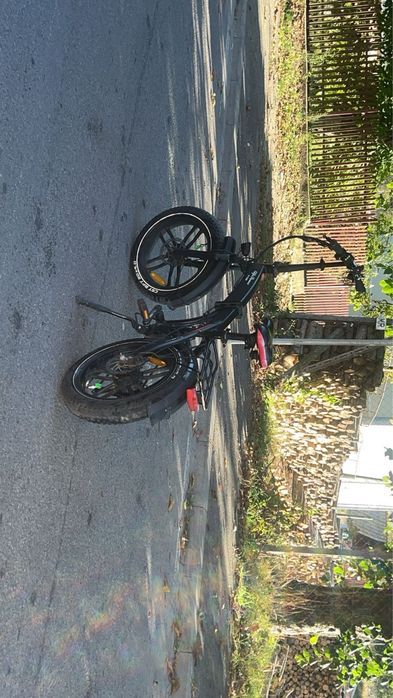Am de vânzare o bicicletă Romeo în stare foarte bună adusă din Italia bicicleta foarte bine n-are nicio problemă