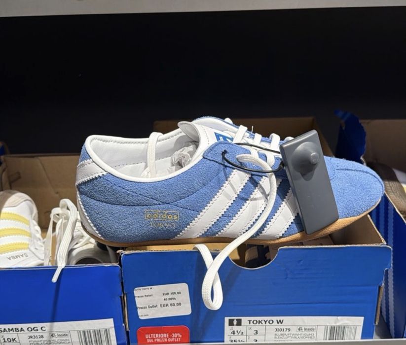 Кроссовки 35 1/2 размер новые